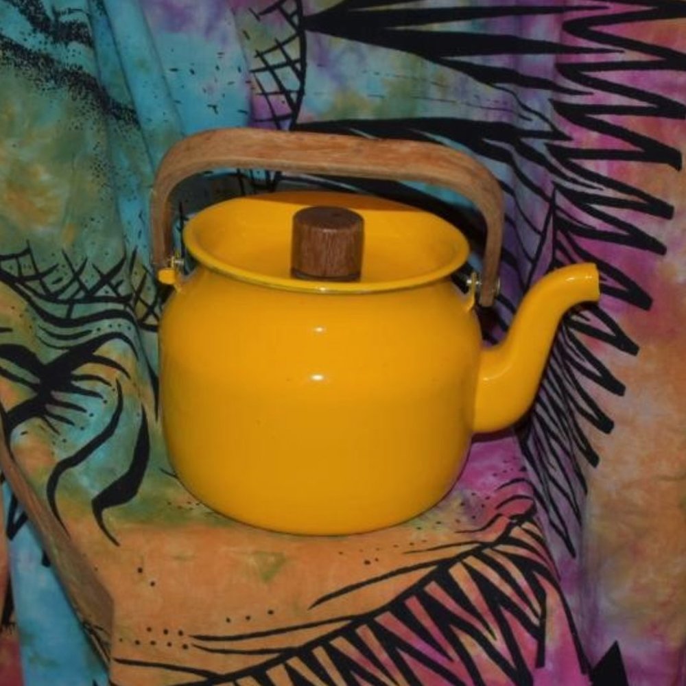 Vintage Metal Ceramic Water Kettle Teapot Wood Handle Yellow - Picture 2 of 3